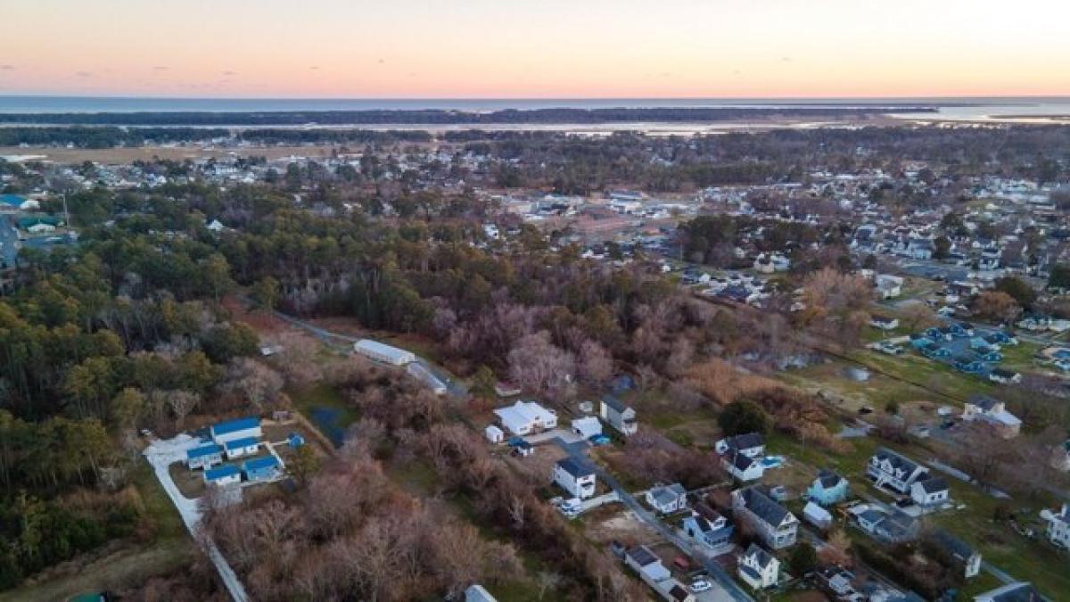 Picture of Residential Land For Sale in Chincoteague, Virginia, United States