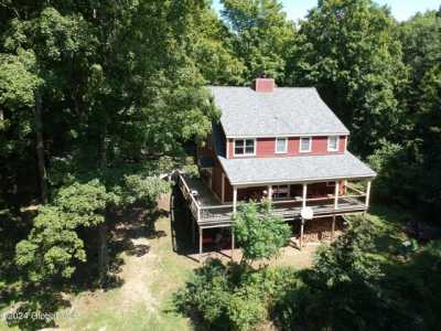 Home For Sale in Hartford, New York