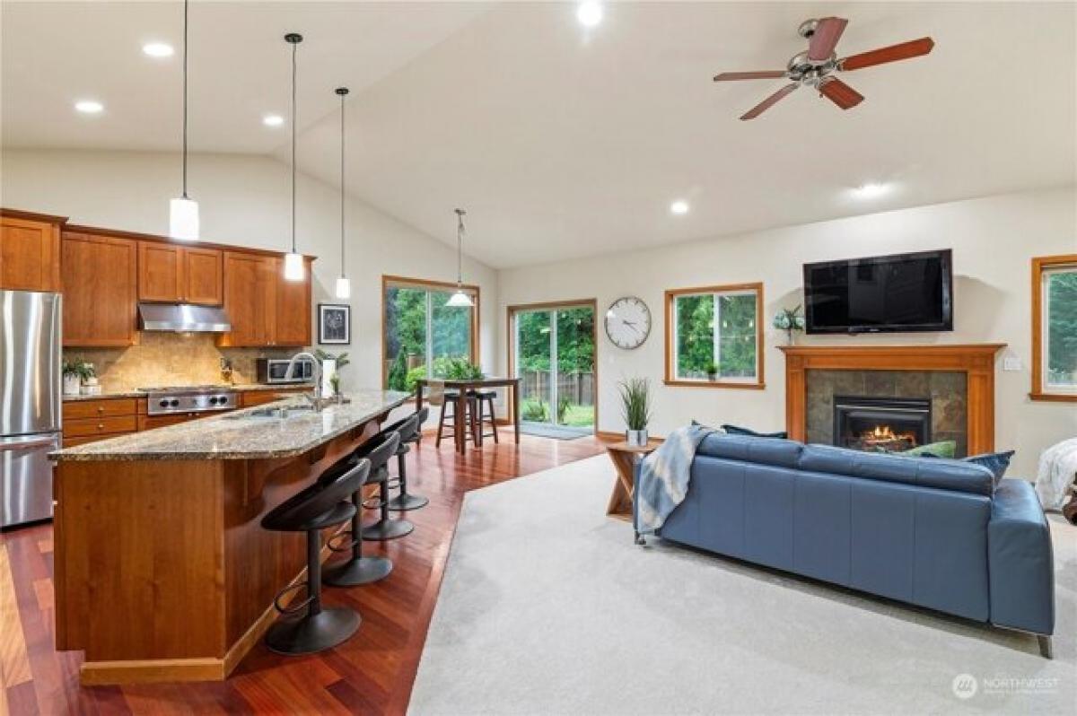 Picture of Home For Sale in Arlington, Washington, United States