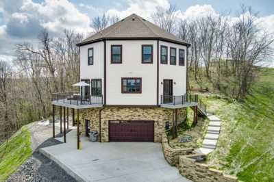 Home For Sale in Smithville, Tennessee