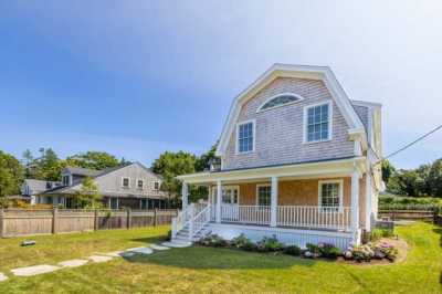 Home For Sale in Vineyard Haven, Massachusetts