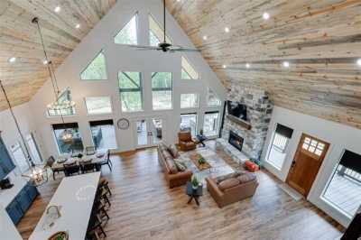 Home For Sale in Broken Bow, Oklahoma