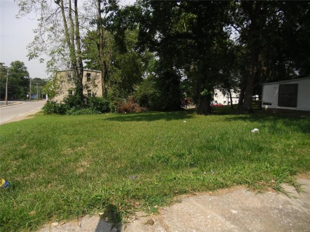 Picture of Residential Land For Rent in Belleville, Illinois, United States