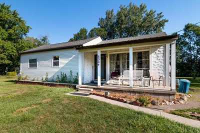 Home For Sale in Grove City, Ohio