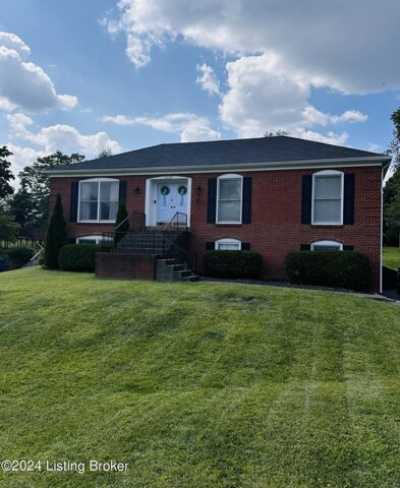 Home For Sale in Goshen, Kentucky