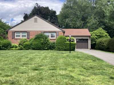 Home For Sale in Wethersfield, Connecticut