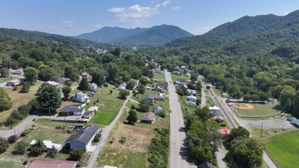 Picture of Residential Land For Sale in Gate City, Virginia, United States