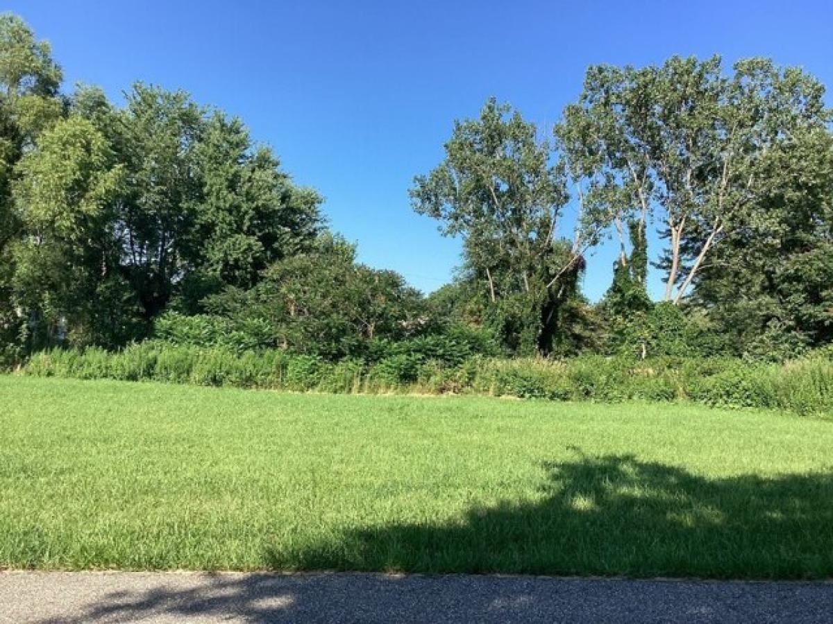 Picture of Residential Land For Sale in Erie, Pennsylvania, United States