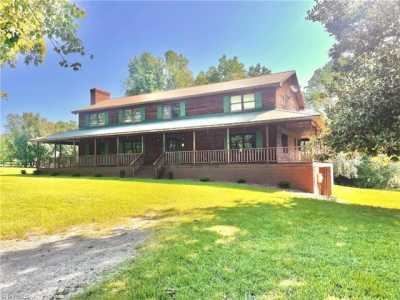 Home For Sale in Reidsville, North Carolina