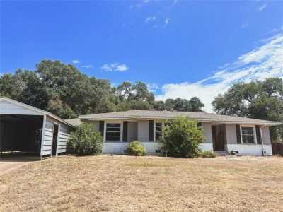 Home For Sale in La Grange, Texas