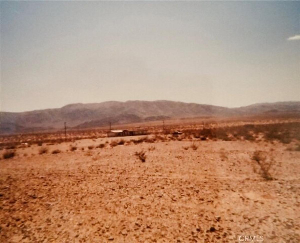 Picture of Residential Land For Sale in Twentynine Palms, California, United States