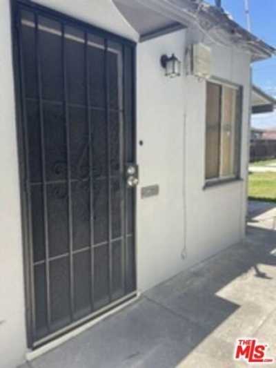 Home For Rent in Long Beach, California