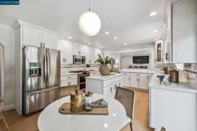 Home For Sale in Walnut Creek, California