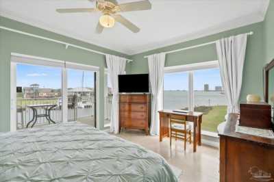 Home For Sale in Pensacola Beach, Florida