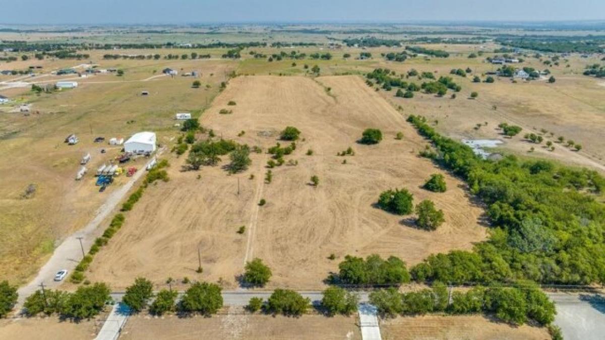 Picture of Residential Land For Sale in Decatur, Texas, United States