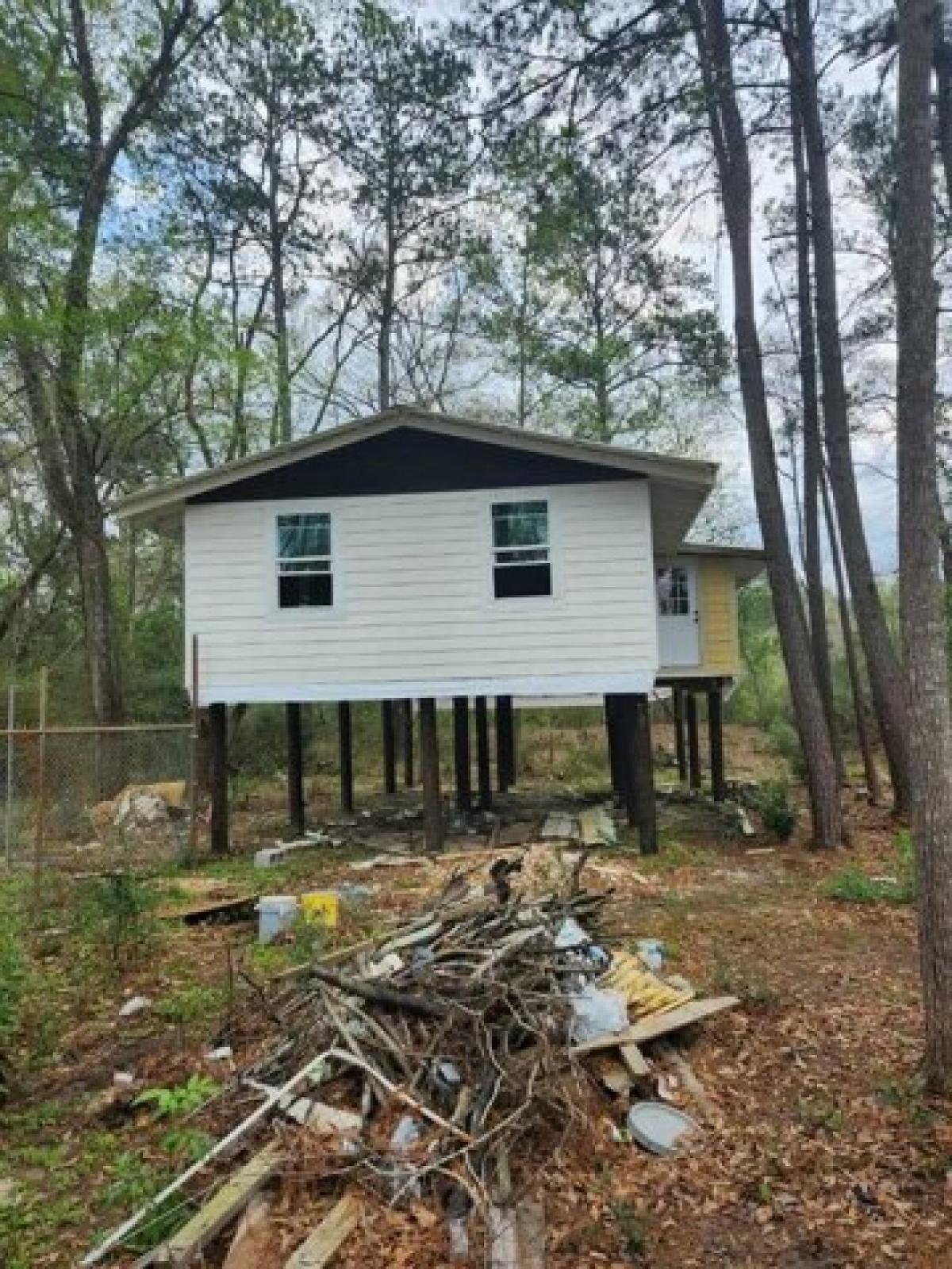 Picture of Home For Sale in Splendora, Texas, United States