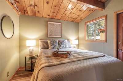 Home For Sale in Sugarloaf, California