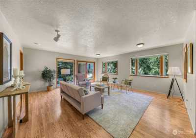 Home For Sale in Everson, Washington