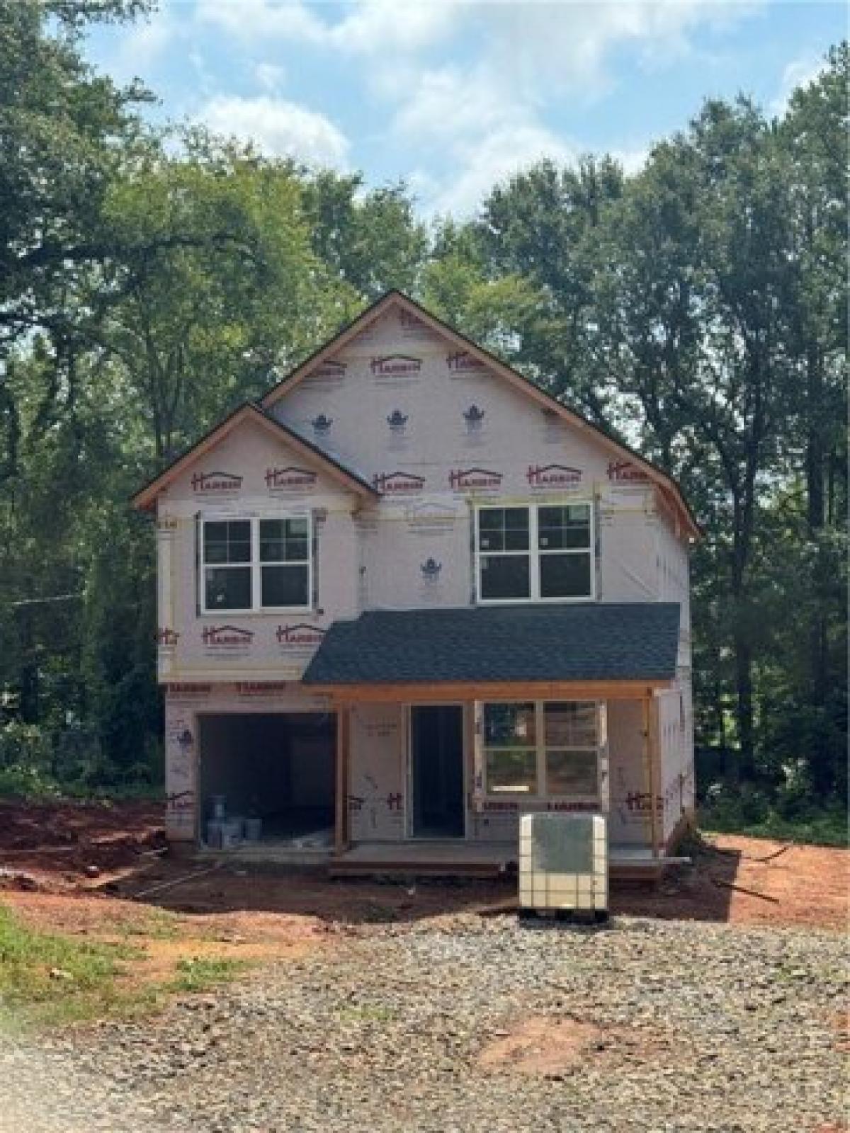 Picture of Home For Sale in Pendleton, South Carolina, United States