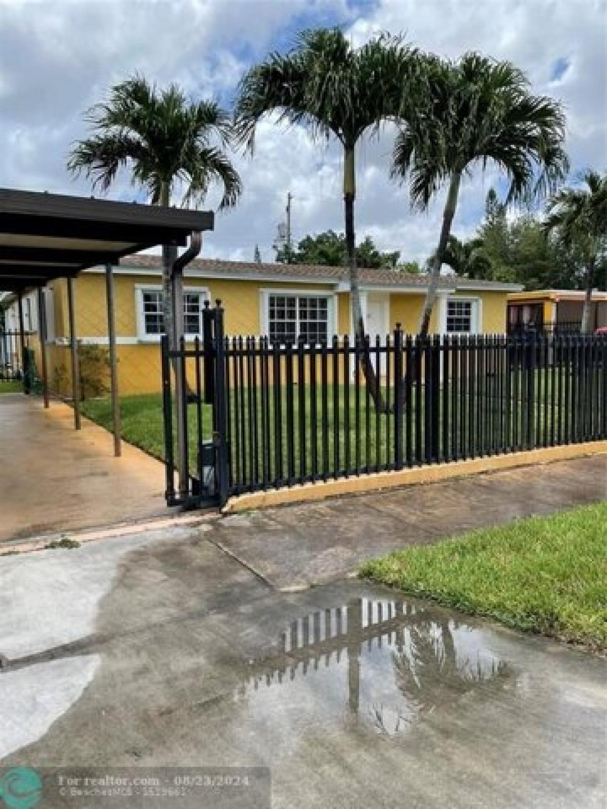 Picture of Home For Sale in Miami Gardens, Florida, United States