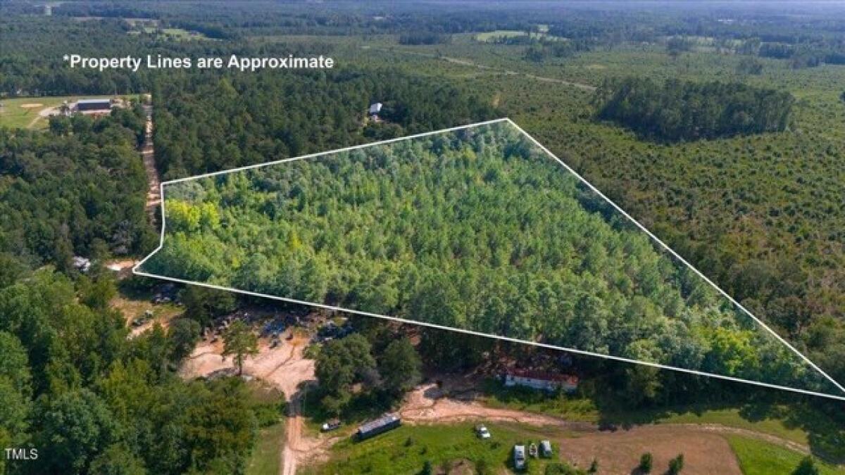 Picture of Residential Land For Sale in Lillington, North Carolina, United States