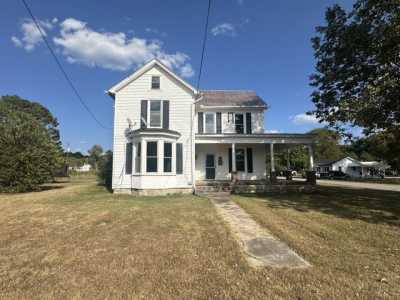 Home For Sale in Waverly, Tennessee