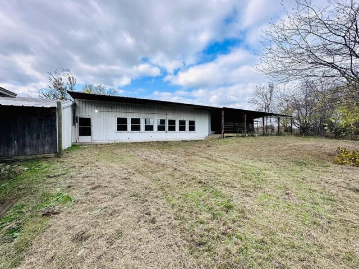 Picture of Residential Land For Sale in Sulphur Springs, Texas, United States