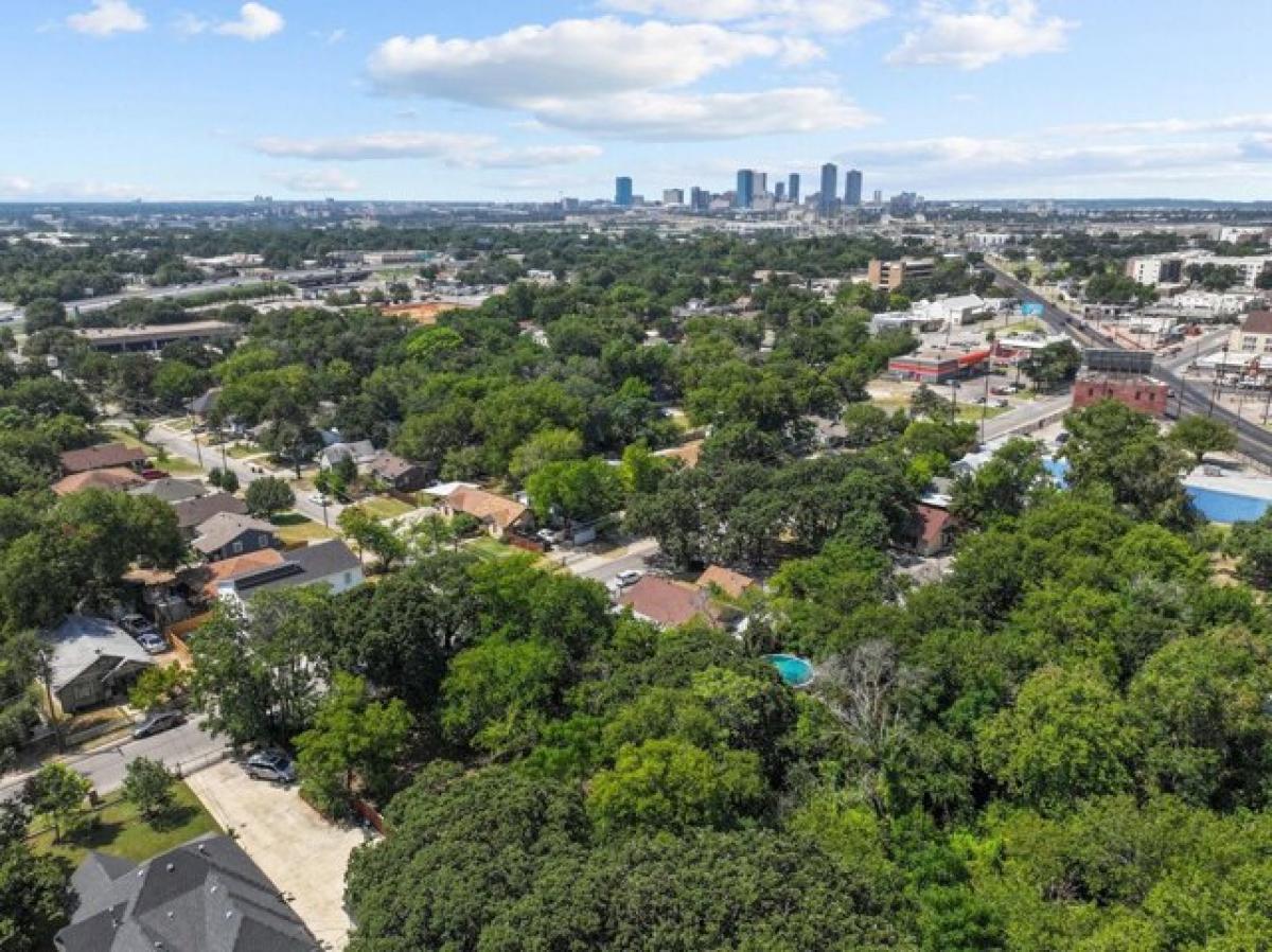 Picture of Residential Land For Sale in Fort Worth, Texas, United States