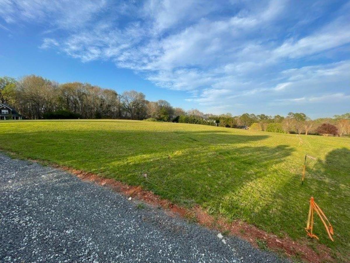 Picture of Residential Land For Sale in Anderson, South Carolina, United States