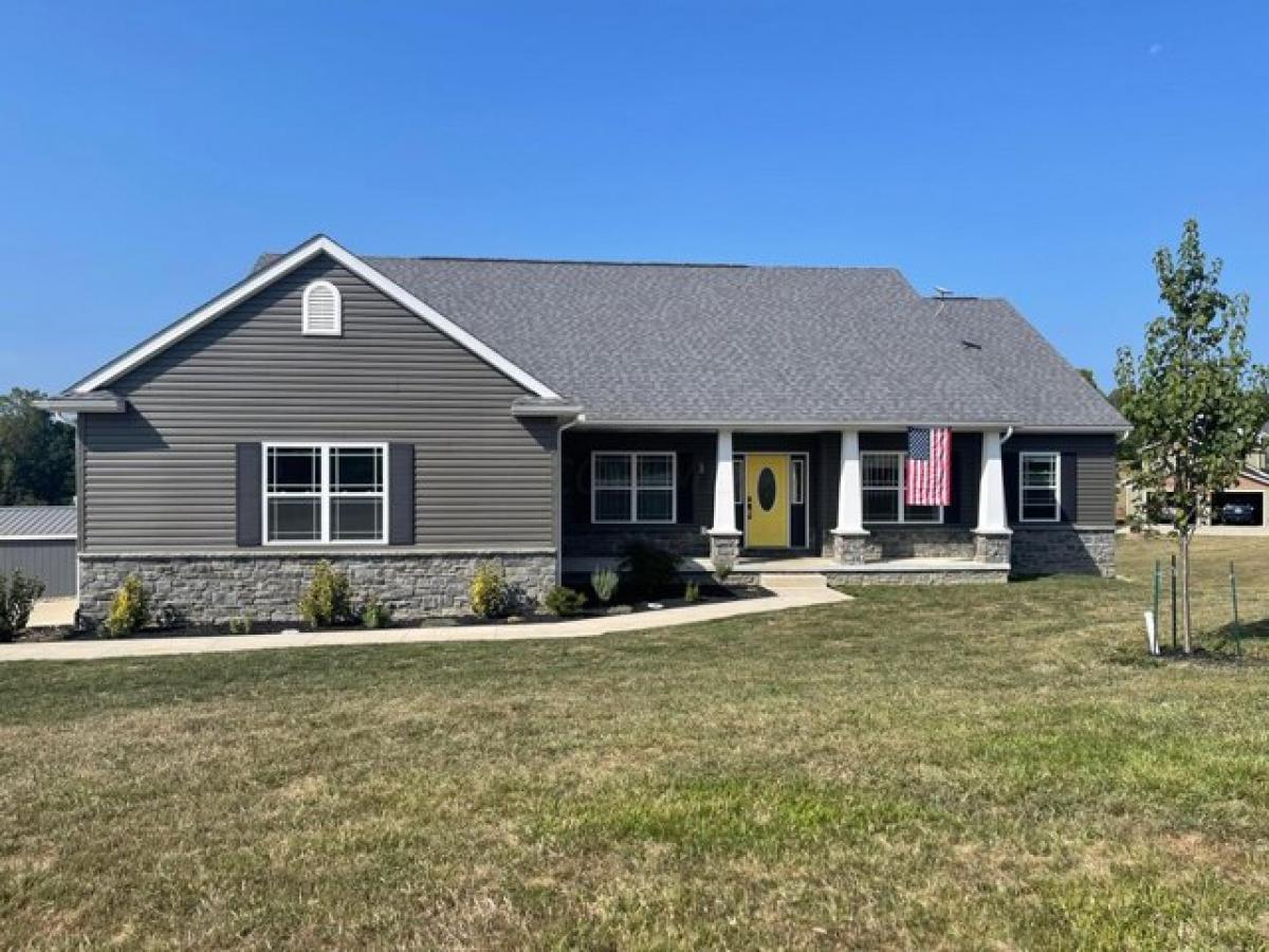 Picture of Home For Sale in Logan, Ohio, United States