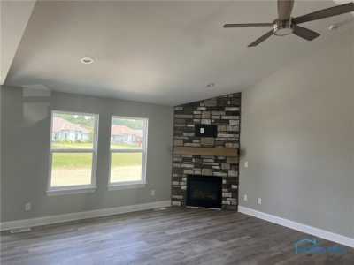 Home For Sale in Swanton, Ohio