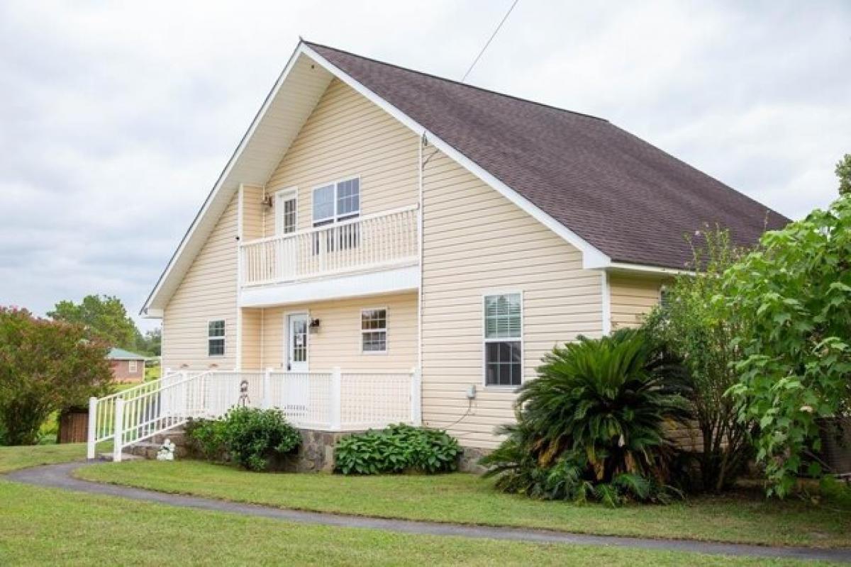 Picture of Home For Sale in Baxley, Georgia, United States