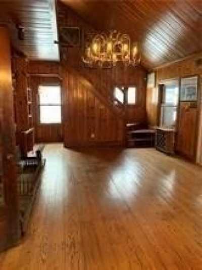 Home For Sale in Slippery Rock, Pennsylvania