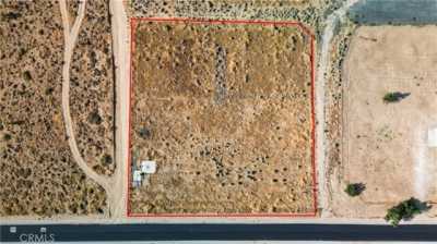 Residential Land For Sale in Phelan, California