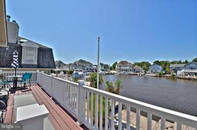 Home For Sale in Bayville, New Jersey