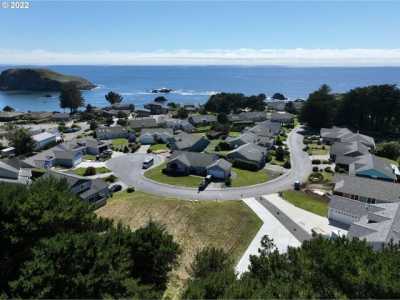 Residential Land For Sale in Brookings, Oregon