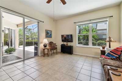 Home For Sale in Oviedo, Florida