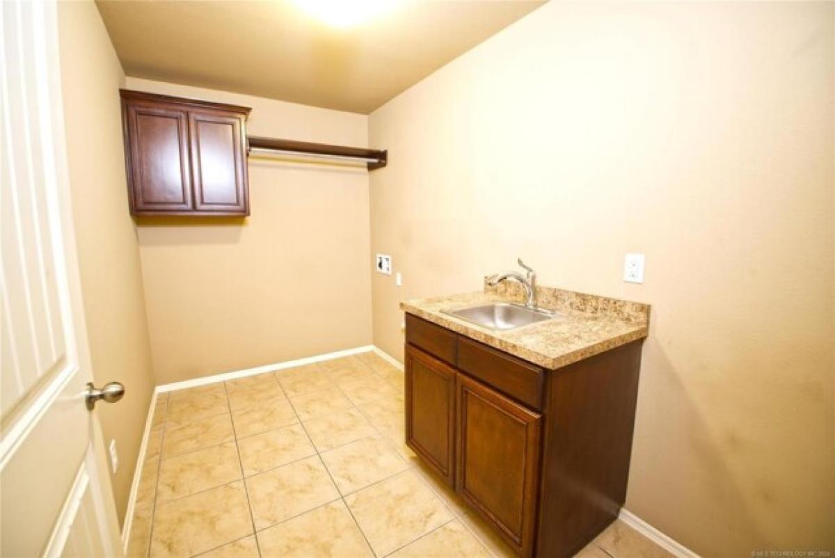 Picture of Home For Rent in Tulsa, Oklahoma, United States