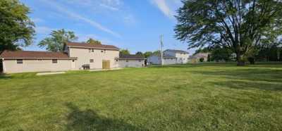 Home For Sale in Pleasant Prairie, Wisconsin