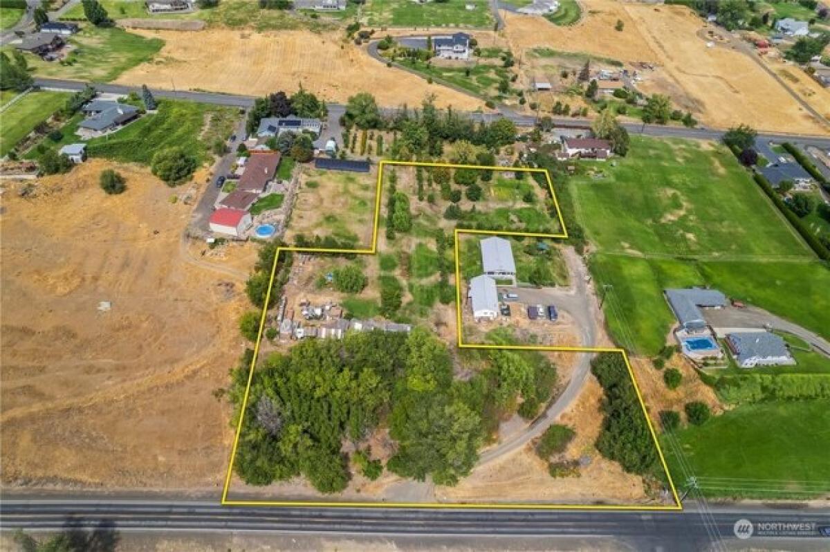 Picture of Residential Land For Sale in Yakima, Washington, United States