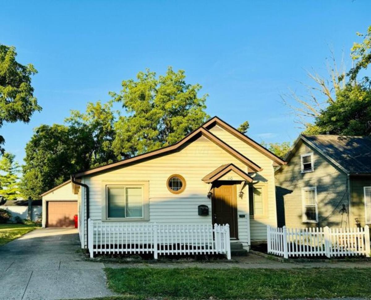 Picture of Home For Sale in London, Ohio, United States