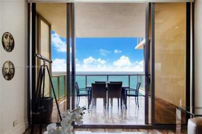 Home For Rent in Bal Harbour, Florida