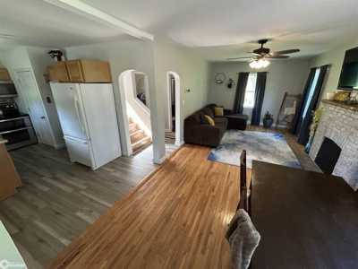 Home For Sale in Iowa Falls, Iowa