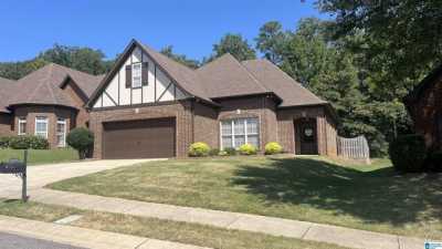 Home For Sale in Trussville, Alabama