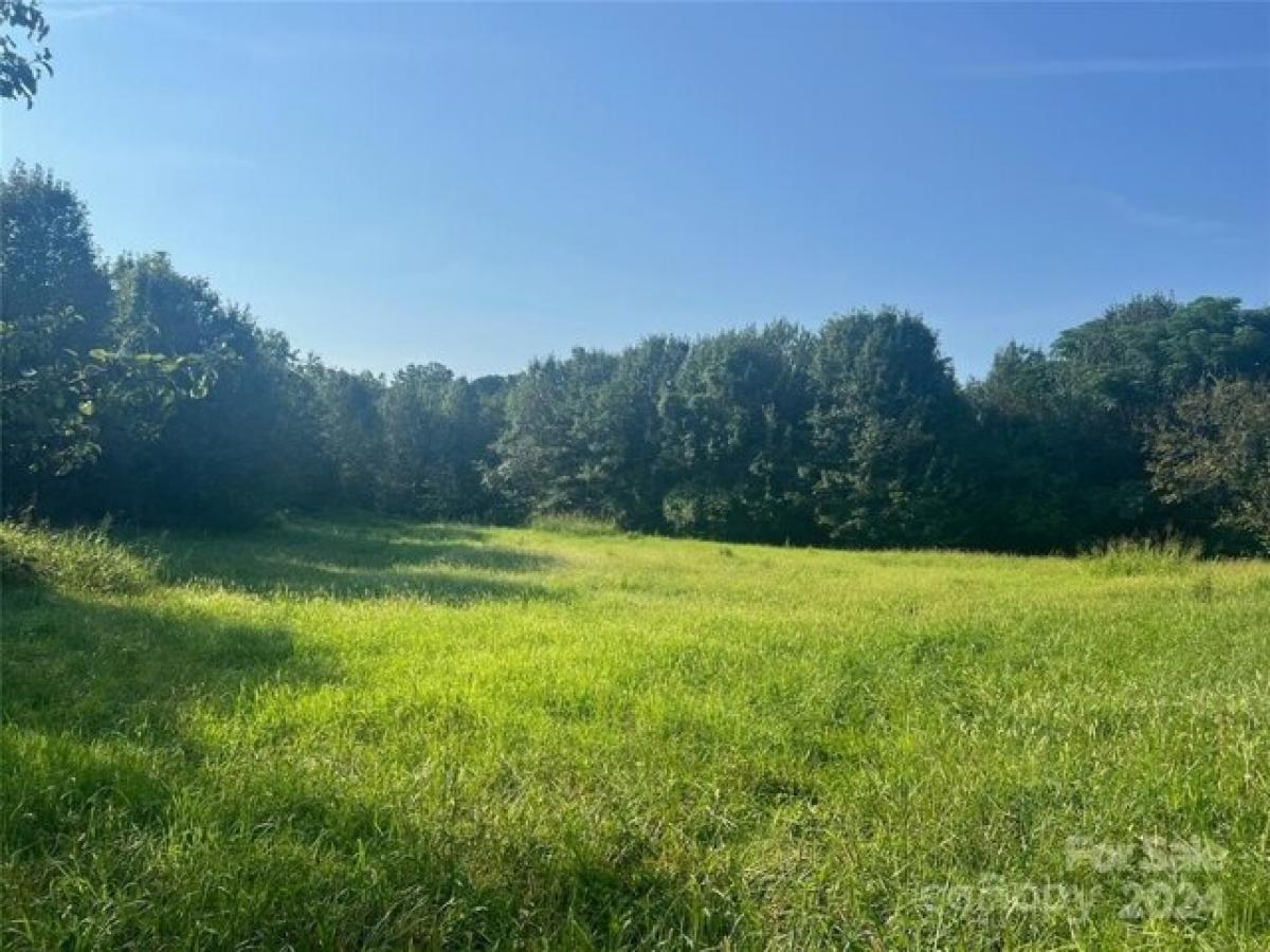 Picture of Residential Land For Sale in Shelby, North Carolina, United States