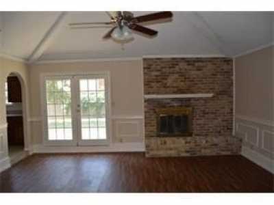 Home For Rent in Benbrook, Texas