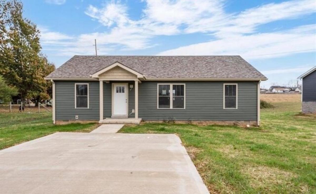 Picture of Home For Sale in Horse Cave, Kentucky, United States