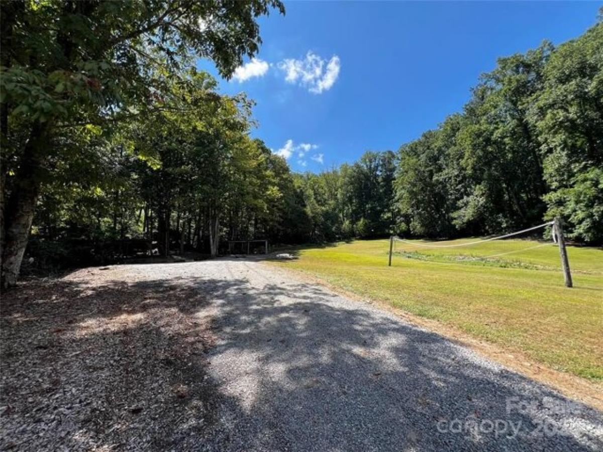 Picture of Residential Land For Sale in Waynesville, North Carolina, United States