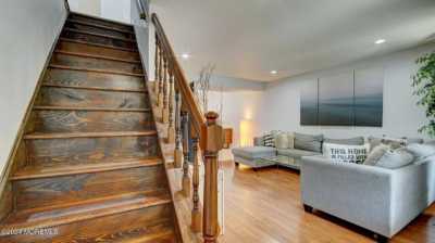 Home For Sale in East Brunswick, New Jersey