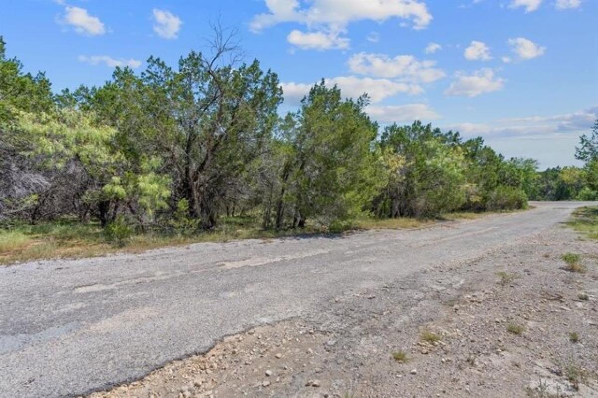 Picture of Residential Land For Sale in Leander, Texas, United States